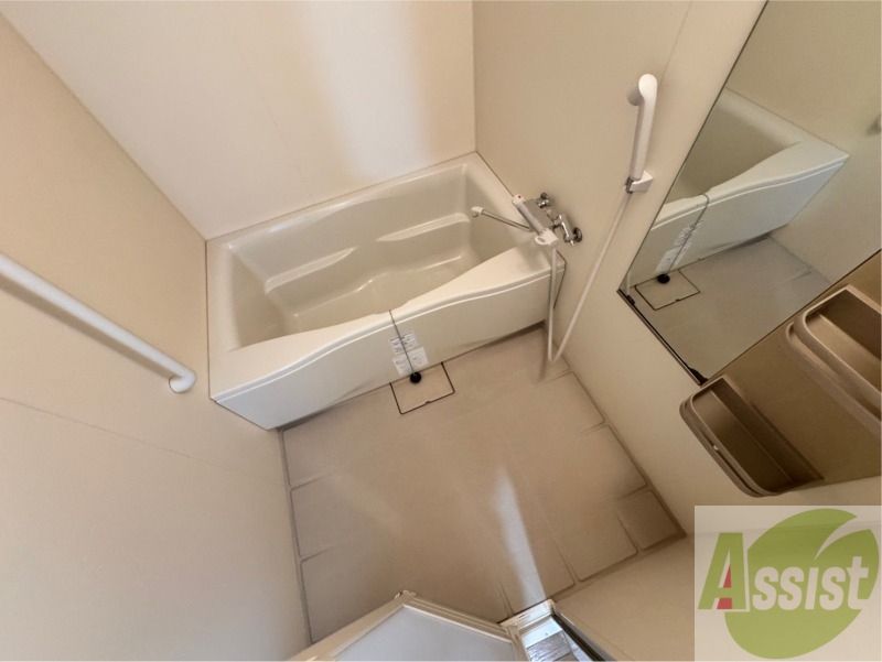 バス・シャワールーム　お風呂です。ゆっくりお風呂につかるのも体に良いですね～