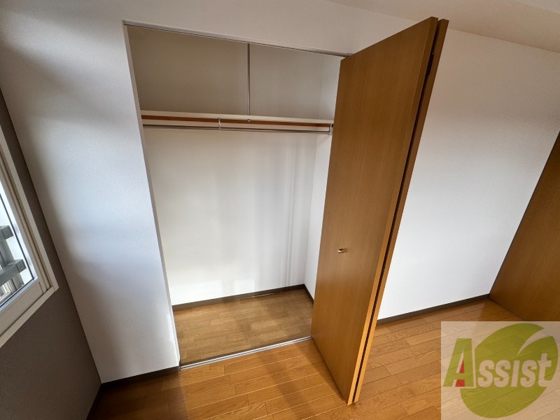 収納　収納もバッチリあるのでお部屋が片付きますよ！