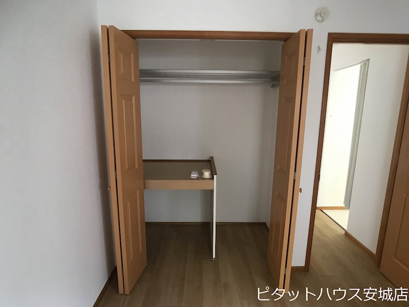 収納　参考写真１０２（反転タイプ）