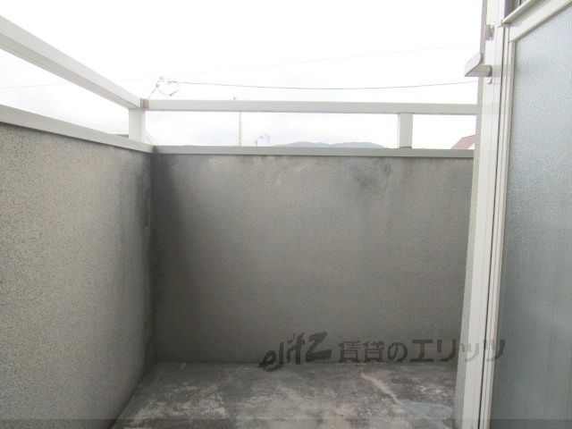 バルコニー　ベランダ