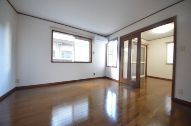 居室・リビング　リビング