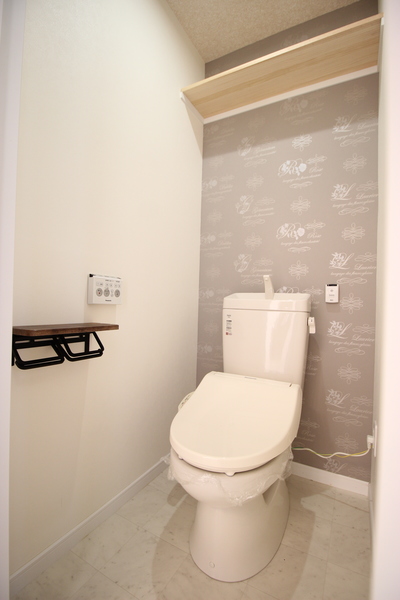 トイレ　写真は１０１号室になります