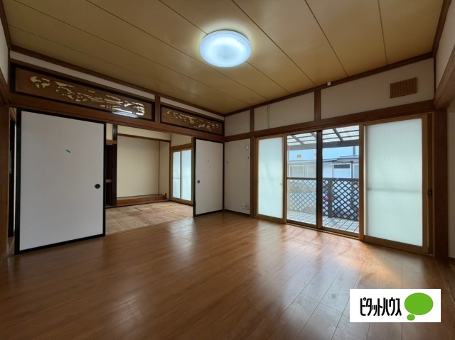 居室・リビング　エアコン設置予定