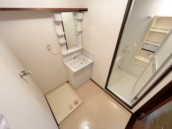 洗面設備　※別部屋の写真です
