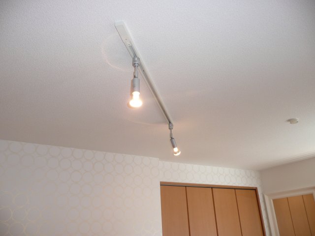 その他部屋・スペース　朝の身支度には欠かせない独立洗面化粧台