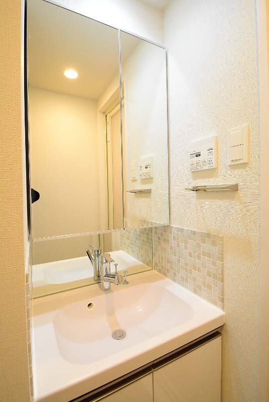 洗面設備　忙しい朝には欠かせない洗面所です