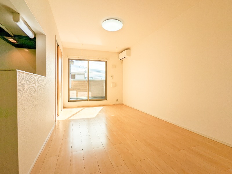 居室・リビング　図面と現状に相違がある場合には現状を優先