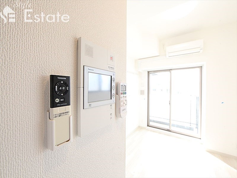 セキュリティ　モニター付きインターホン