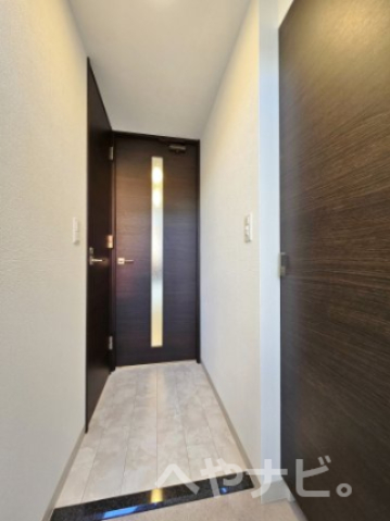 玄関　★玄関 ※反転イメージ