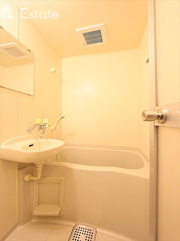 バス・シャワールーム　バスルーム