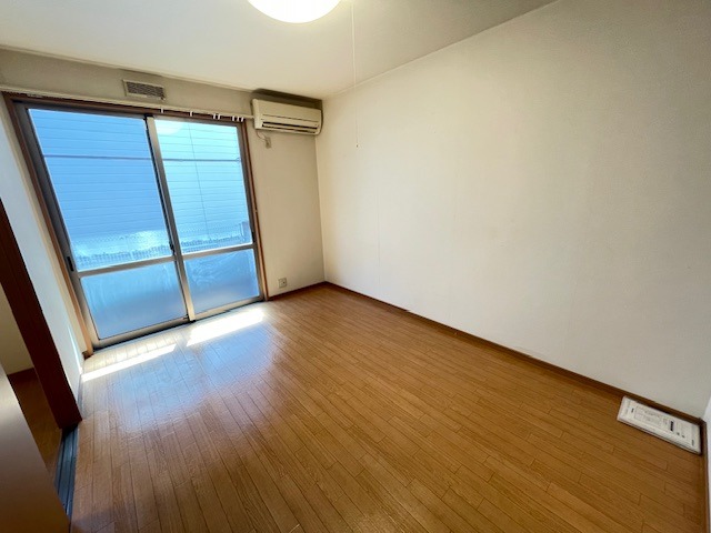 居室・リビング　別号室