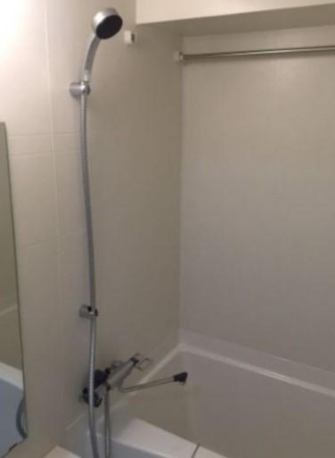 バス・シャワールーム　風呂