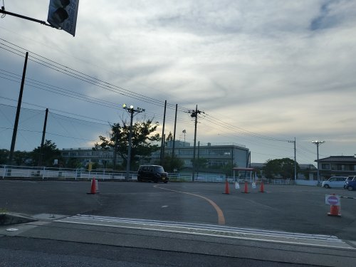 小学校　上尾市立東小学校（小学校）まで1126m