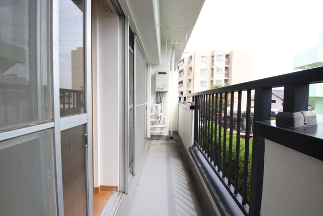 バルコニー　※別室の参考写真の為、現況優先です。