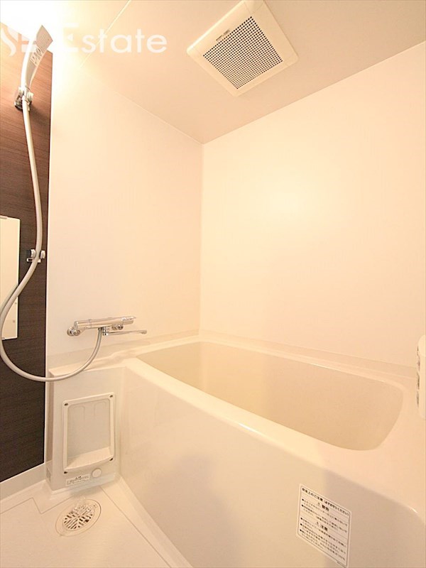 バス・シャワールーム　バスルーム