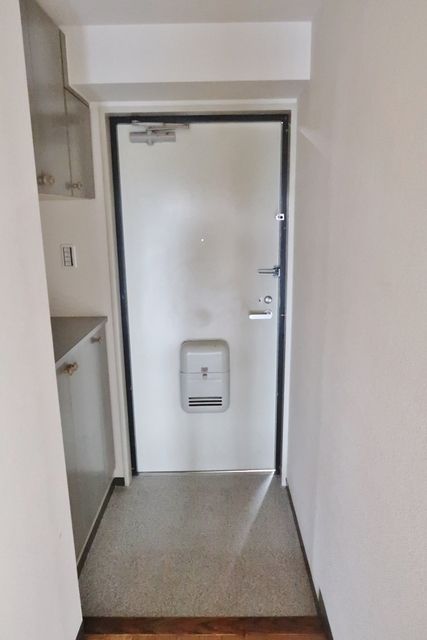 玄関　同じ間取りのお部屋の写真