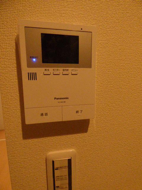 セキュリティ　モニター付きインターホンでセキュリティ安心♪