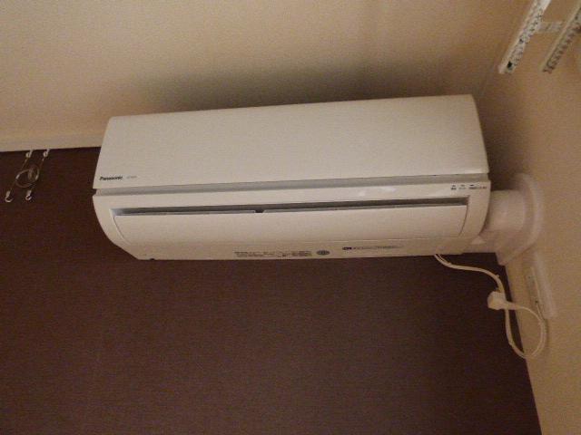 その他設備　エアコンで夏快適♪