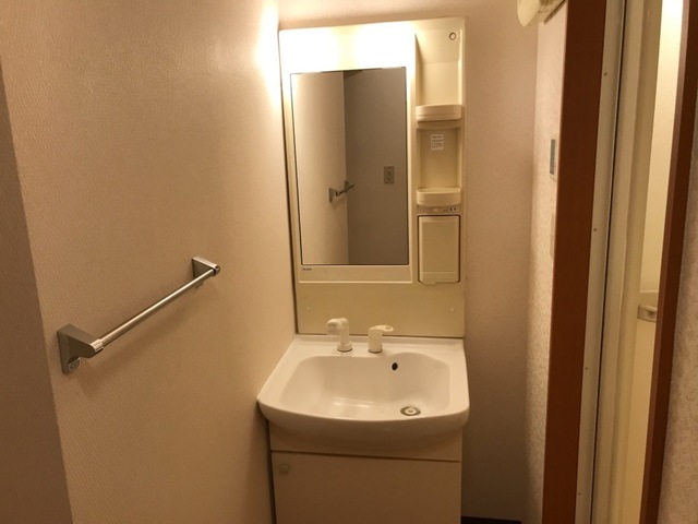 洗面設備　洗髪洗面化粧台