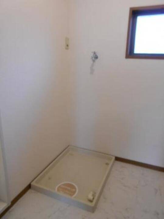 洗面設備　洗濯機置場