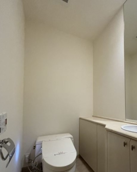 トイレ　別部屋参考写真