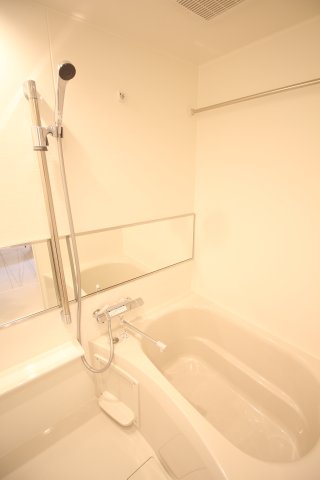 バス・シャワールーム　（別タイプ参考写真）ガリシア大塚Ｓｏｕｔｈ 　豊島区南大塚3