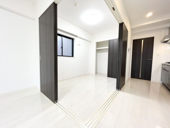 その他部屋・スペース　開放感のある明るいお部屋