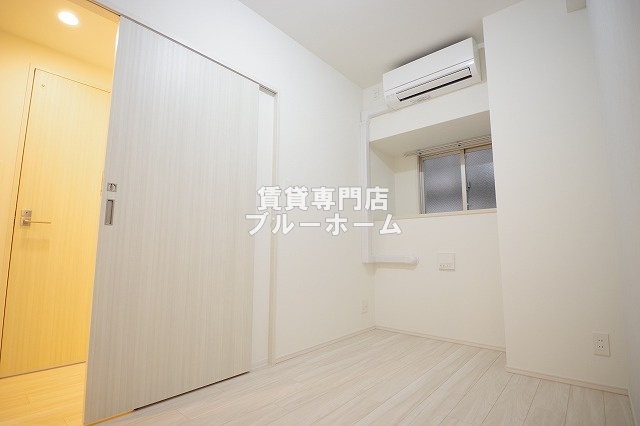 その他　4.0帖のゆとりのある洋室！