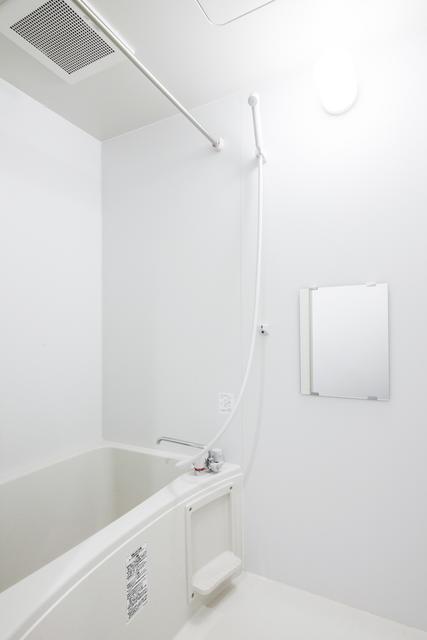 バス・シャワールーム　?