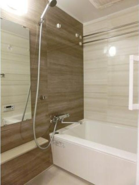 バス・シャワールーム　たっぷり収納のシューズＢＯＸ！！