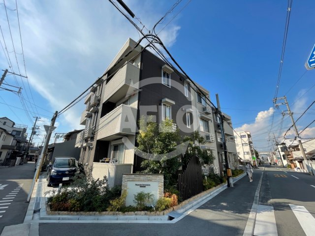 建物外観　プレミールボヌール　外観