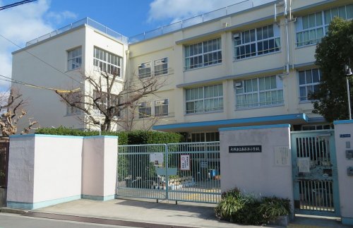 小学校　南百済小学校（小学校）まで550m