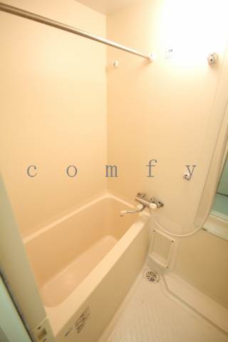 バス・シャワールーム　バスルーム