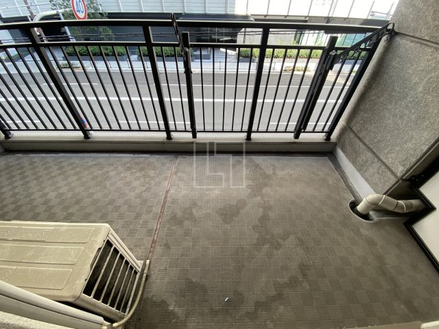 バルコニー　レジディア心斎橋ウエスト　バルコニー