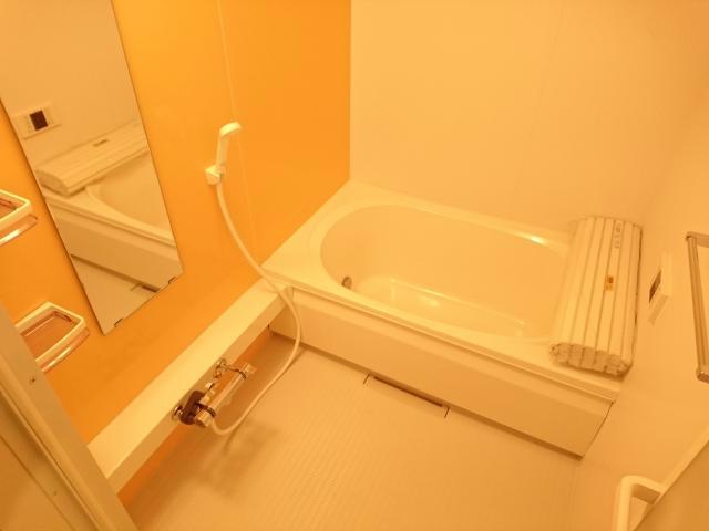 バス・シャワールーム　※別部屋写真