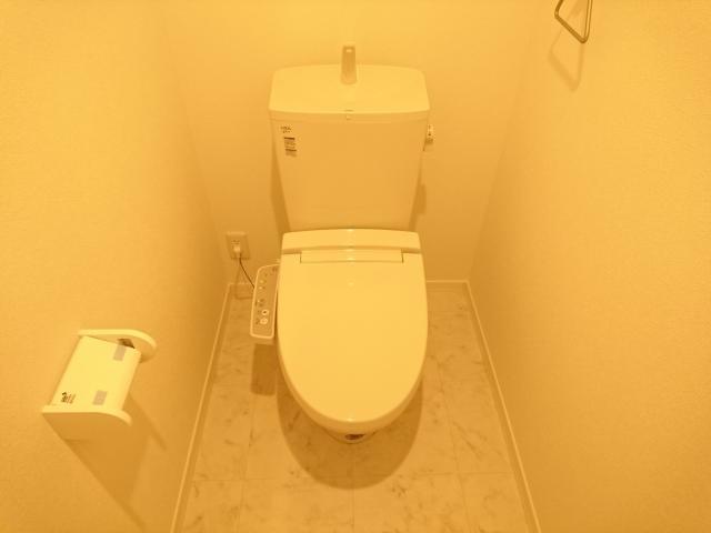 トイレ　※別部屋写真