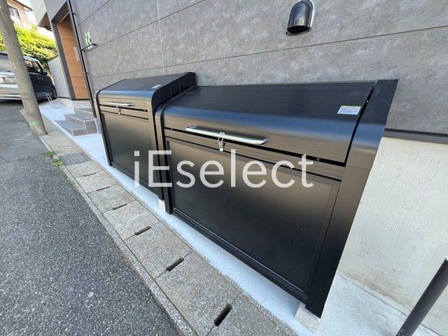 その他共有部分　敷地内ゴミ置き場があります