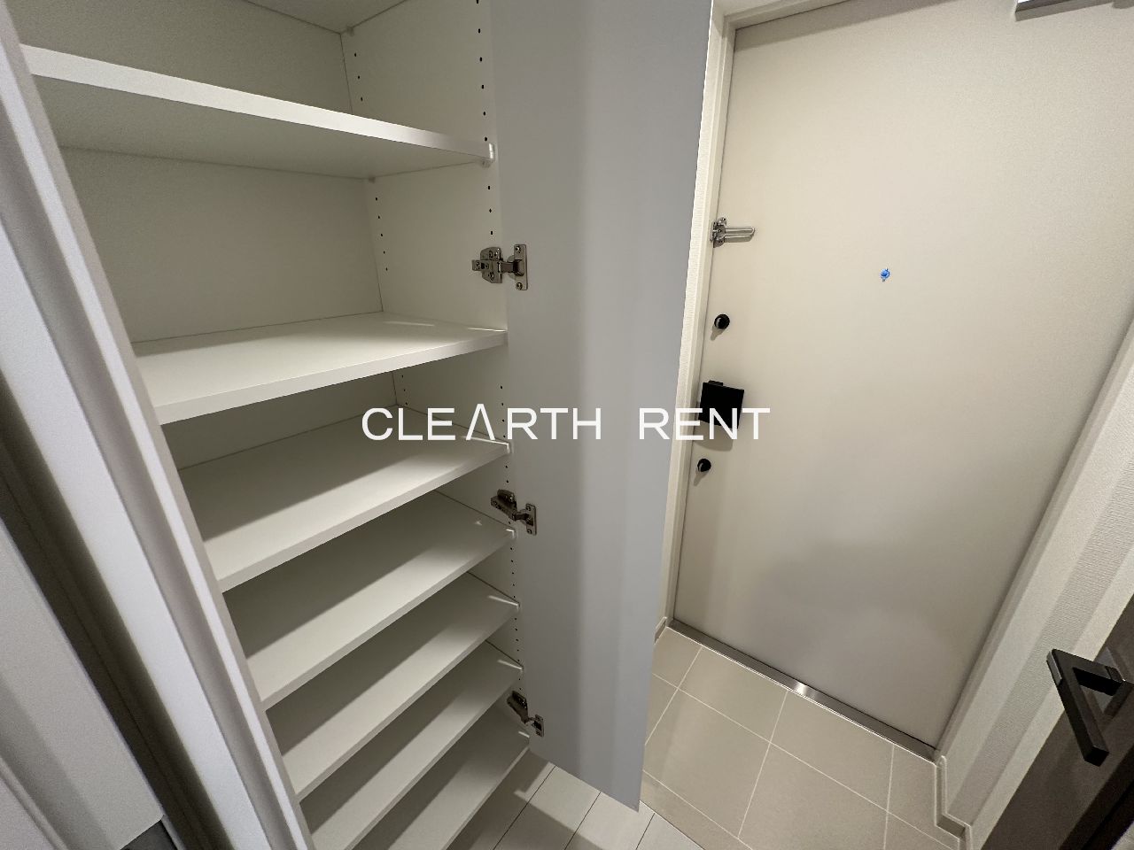 玄関　シューズボックス