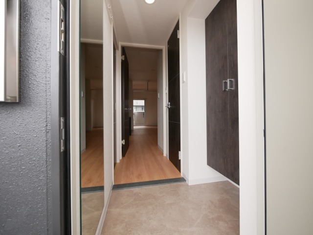 玄関　明るい玄関です