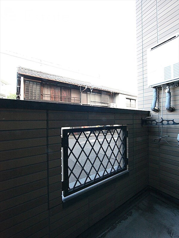 バルコニー　バルコニー