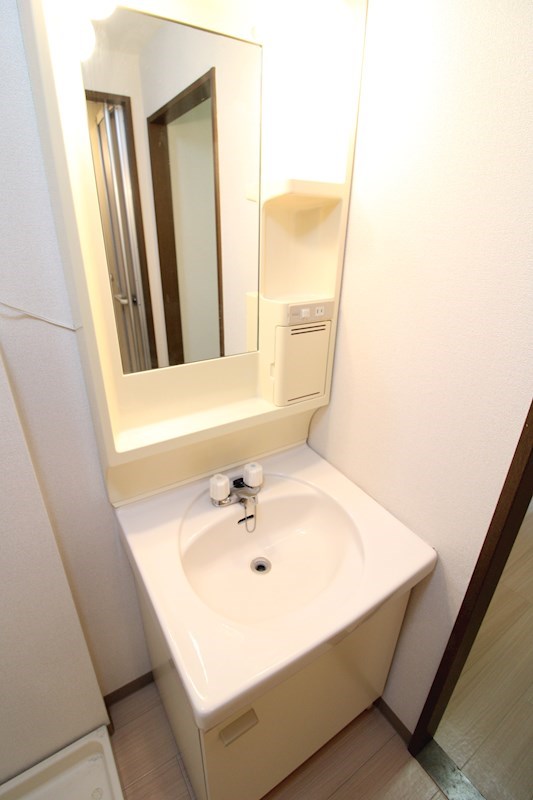 洗面設備　※参考写真