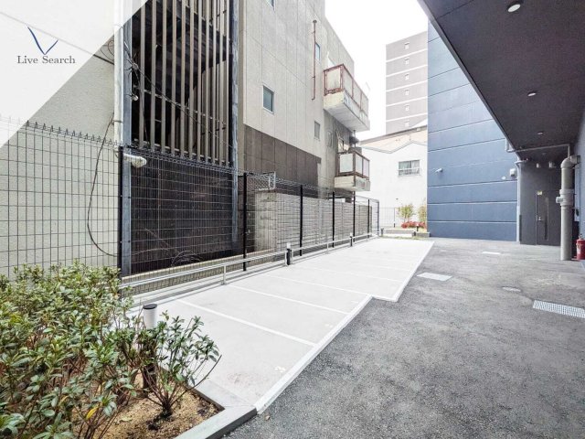 その他　Alivis九条　バイク置き場