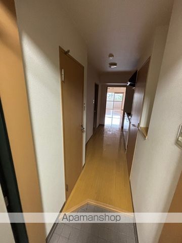 グラシャスの玄関写真