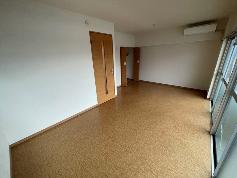 その他　洋室９帖