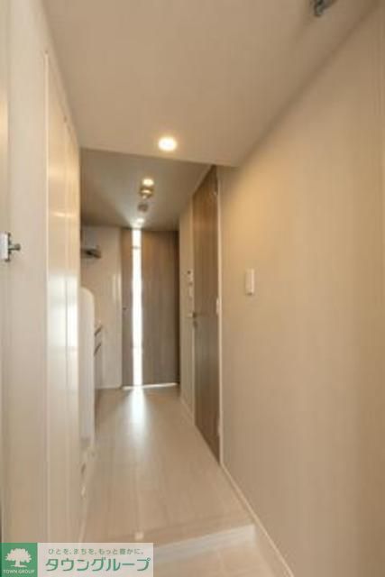 玄関　※写真は同タイプ住戸です。