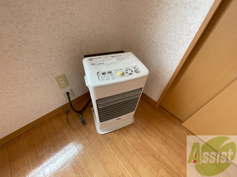 その他設備　灯油暖房です。札幌の寒い冬もこれで大丈夫！