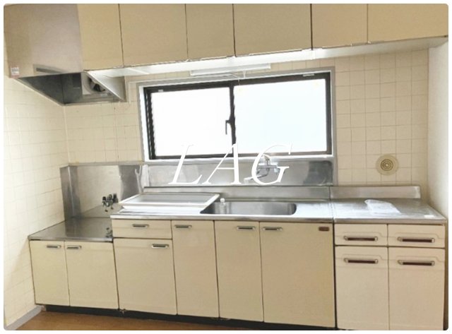 キッチン　キッチンです。