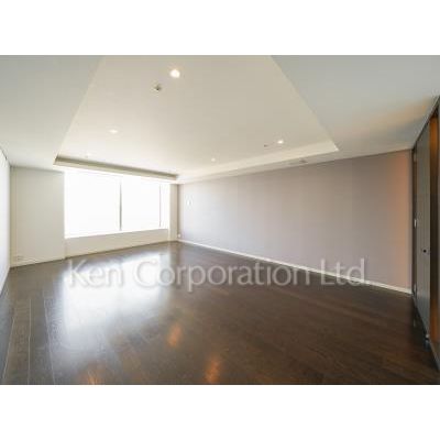 居室・リビング　同タイプ46階のお部屋を撮影。仕様が異なることがあります。