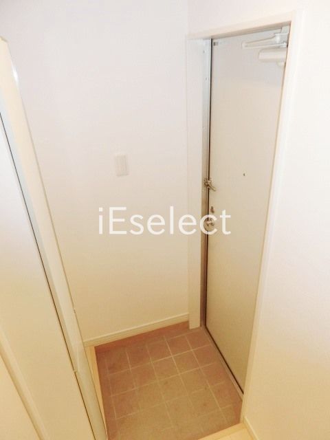 玄関　シューズボックス付きの玄関です