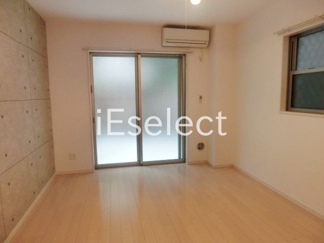 居室・リビング　２面採光お部屋